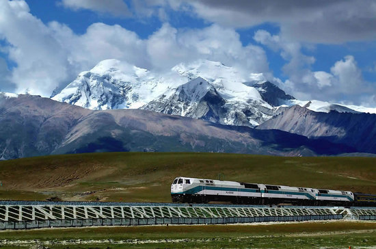Jeu noel 01-12 (httpluxurylaunches.comtravela_luxury_train_ticket_to_lhasa_from_beijing_costs_over_10000.php