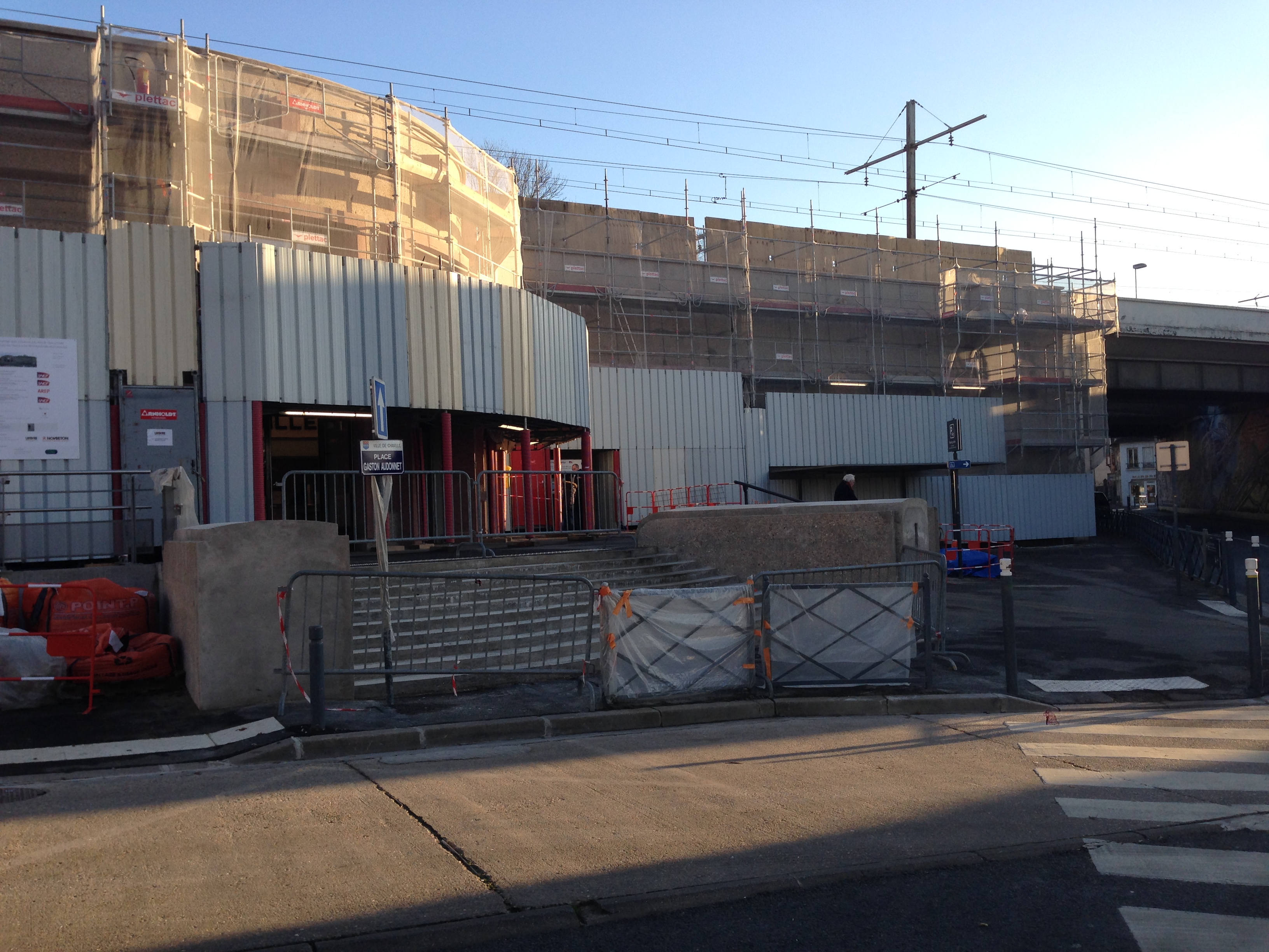 Ça avance en gare de Chaville Rive Gauche Ça avance en gare de Chaville Rive Gauche